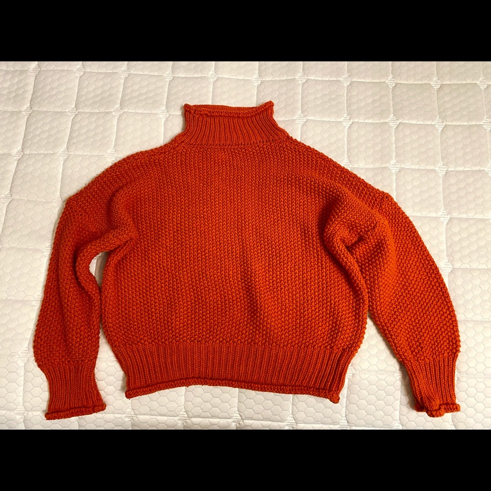 Vintage cropped orange knit sweater